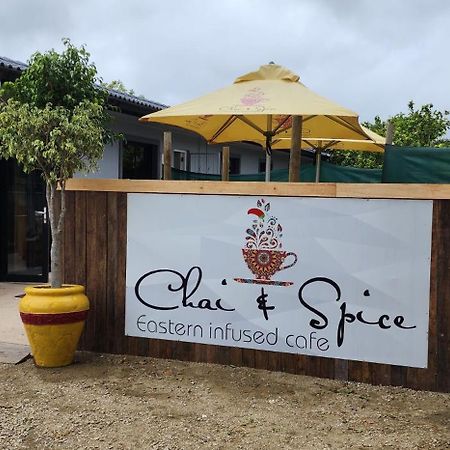 Chai & Spice Guesthouse And Cafe George Extérieur photo